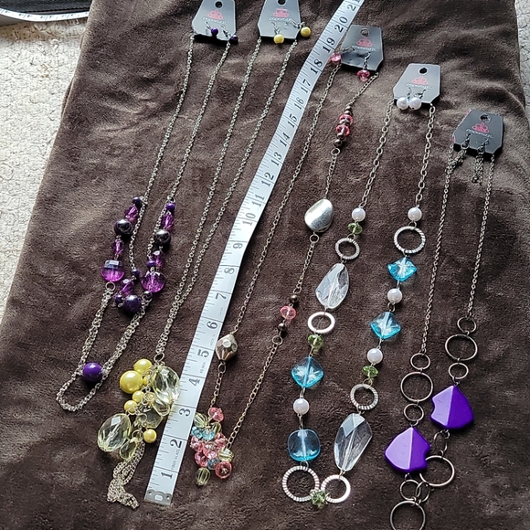 Fashion costume jewelry by Paparazzi - Picture 8 of 8